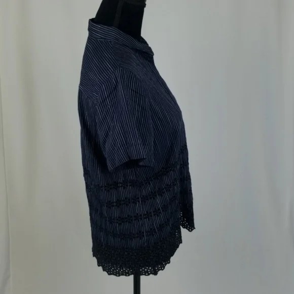 Madewell M eyelet striped button front blouse - Picture 4 of 6